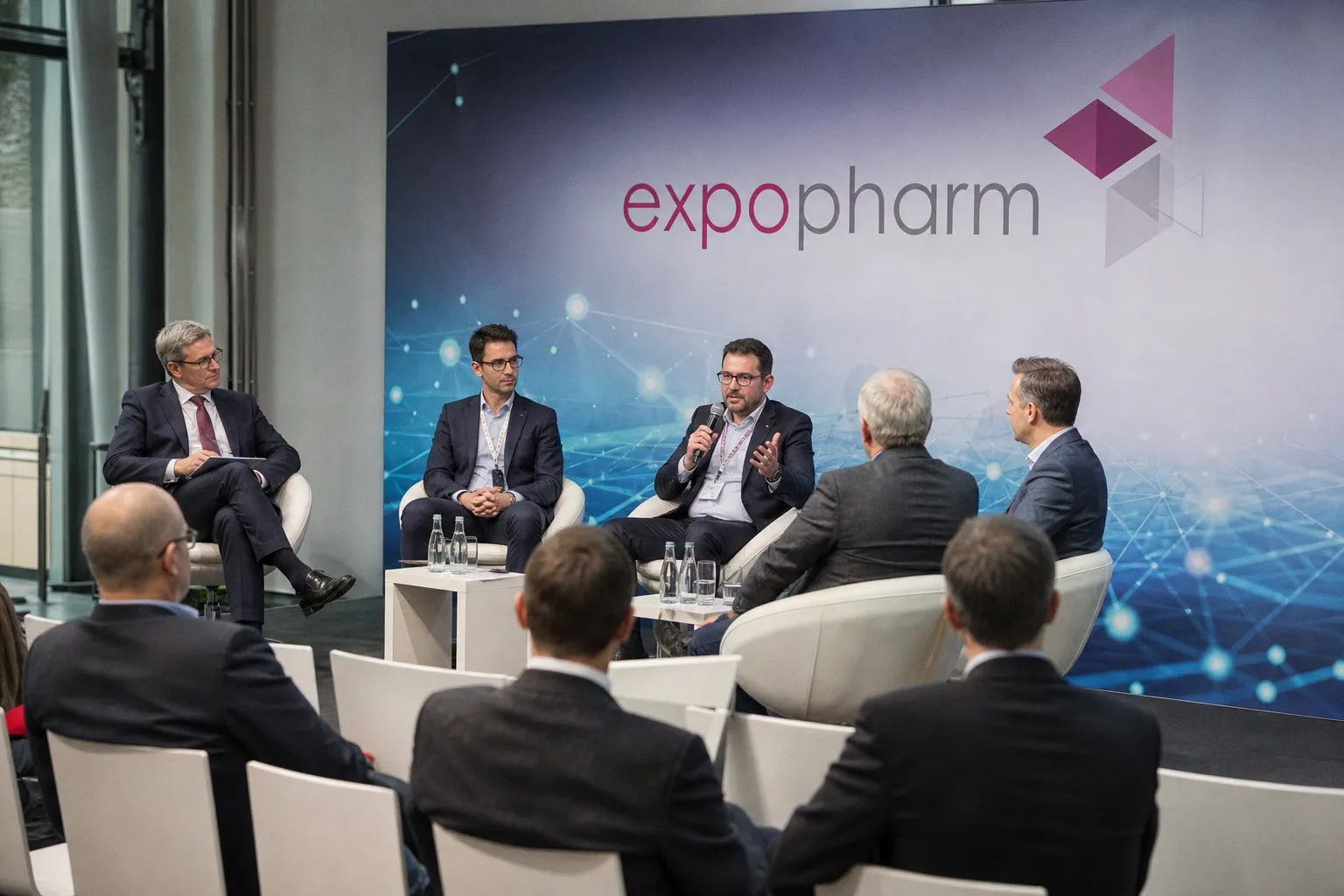 Fachdiskurs auf der Expopharm: Pharmazeutische Expertise im Fokus