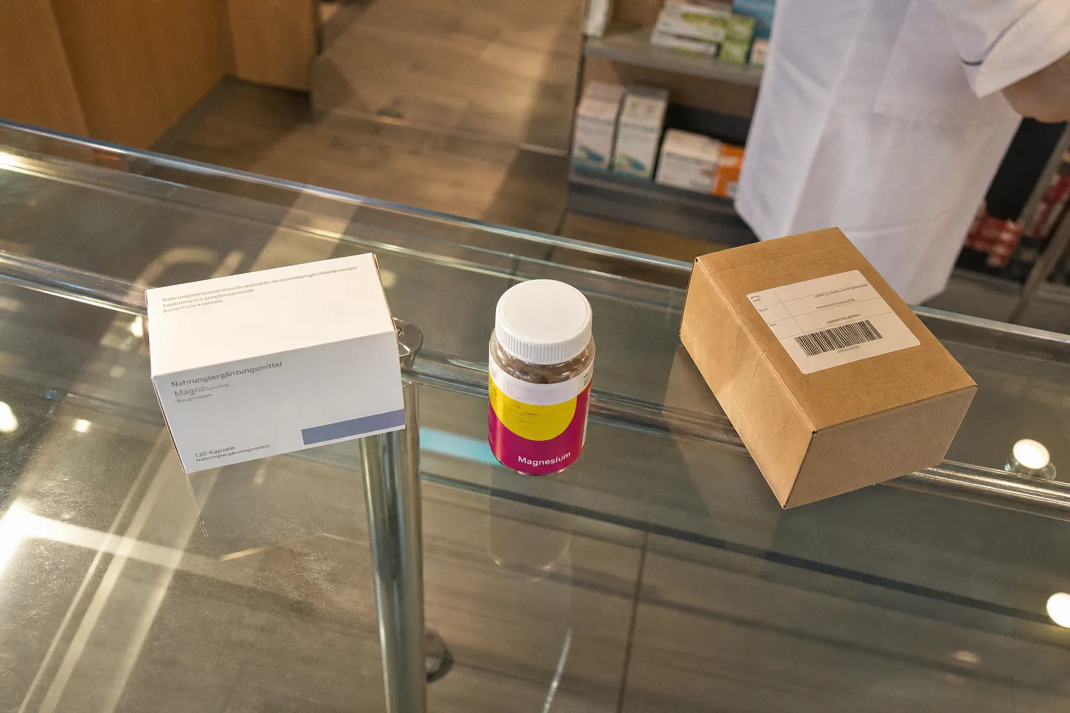 Nahrungsergänzungsmittel kaufen: Apotheke, Drogerie und Online