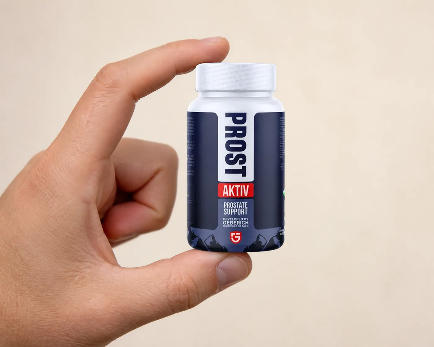 ProstAktiv — Verpackung in der Hand
