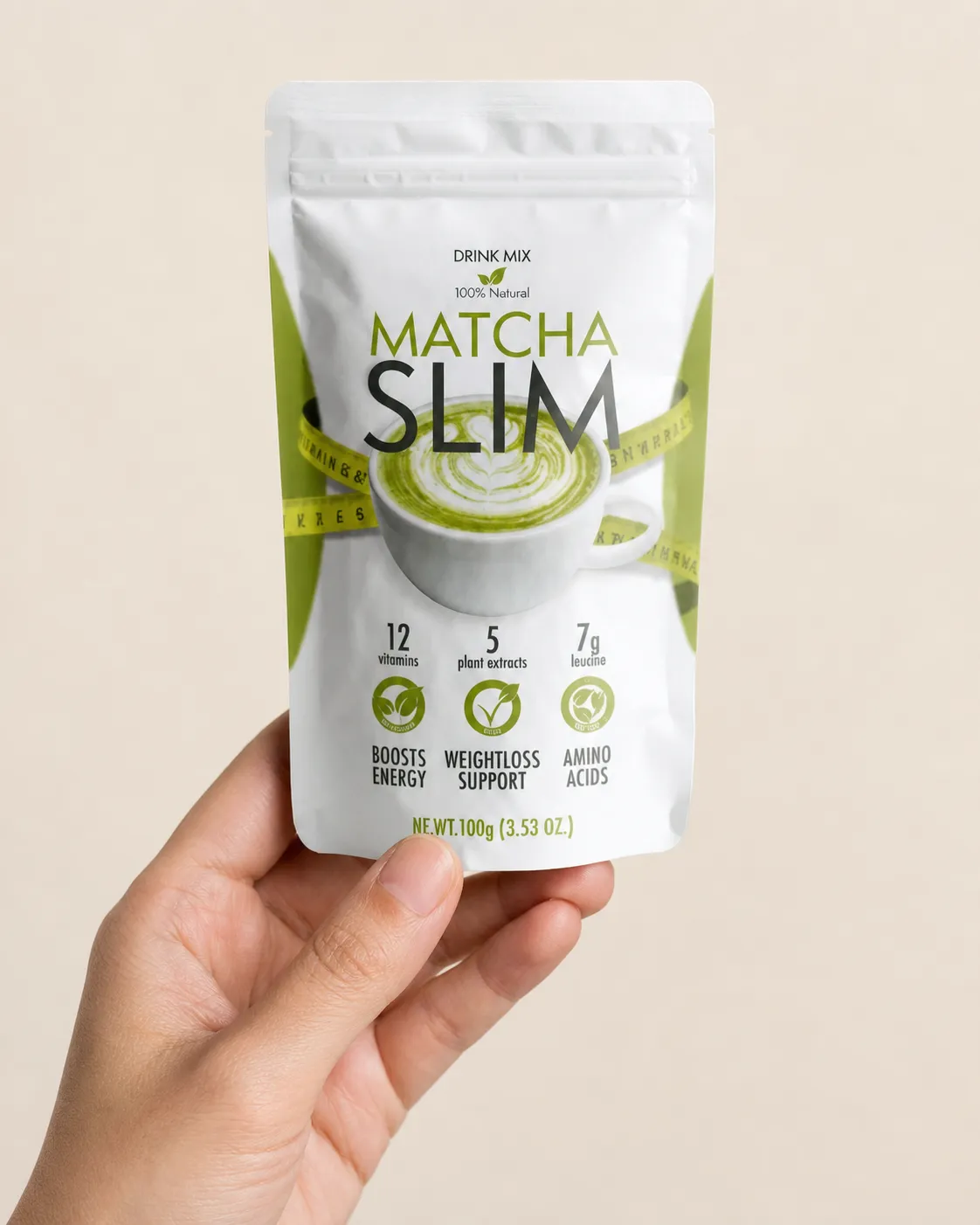 Matcha Slim — Verpackung in der Hand