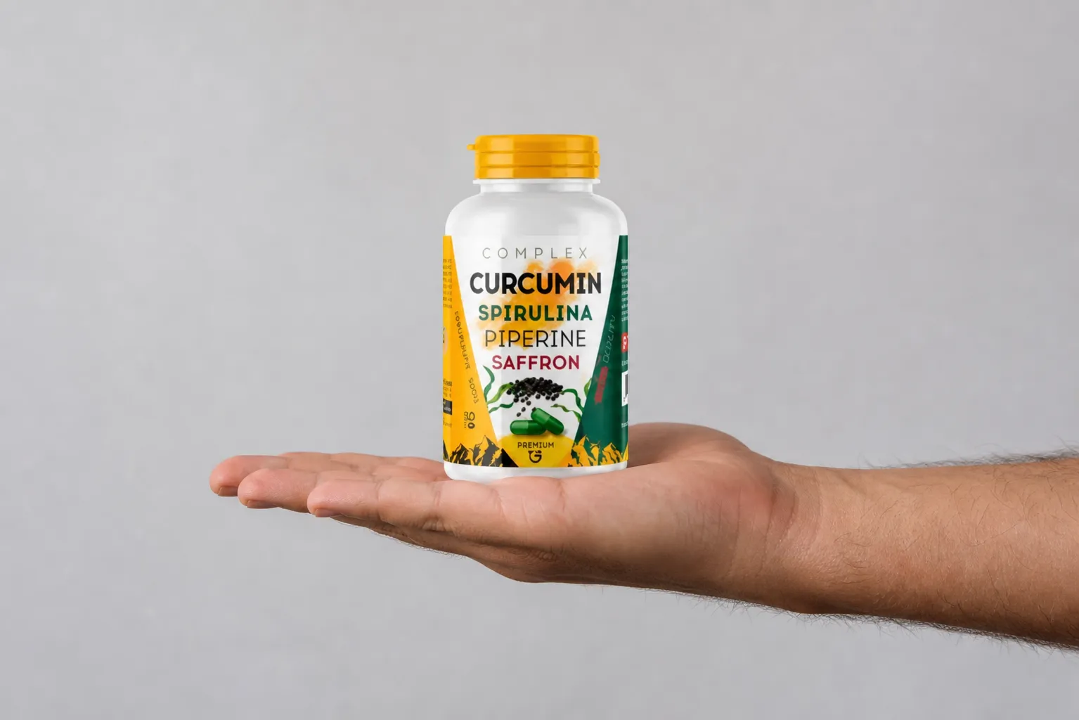 Curcuma Complex — Verpackung in der Hand