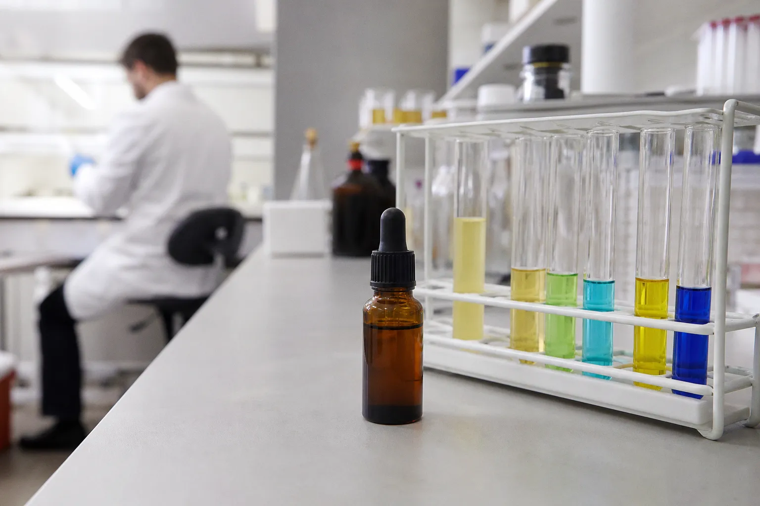 THC und CBD bei Demenz: Kann Medizinalcannabis Agitation lindern?